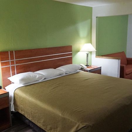 Econo Lodge & Suites Pekin Luaran gambar