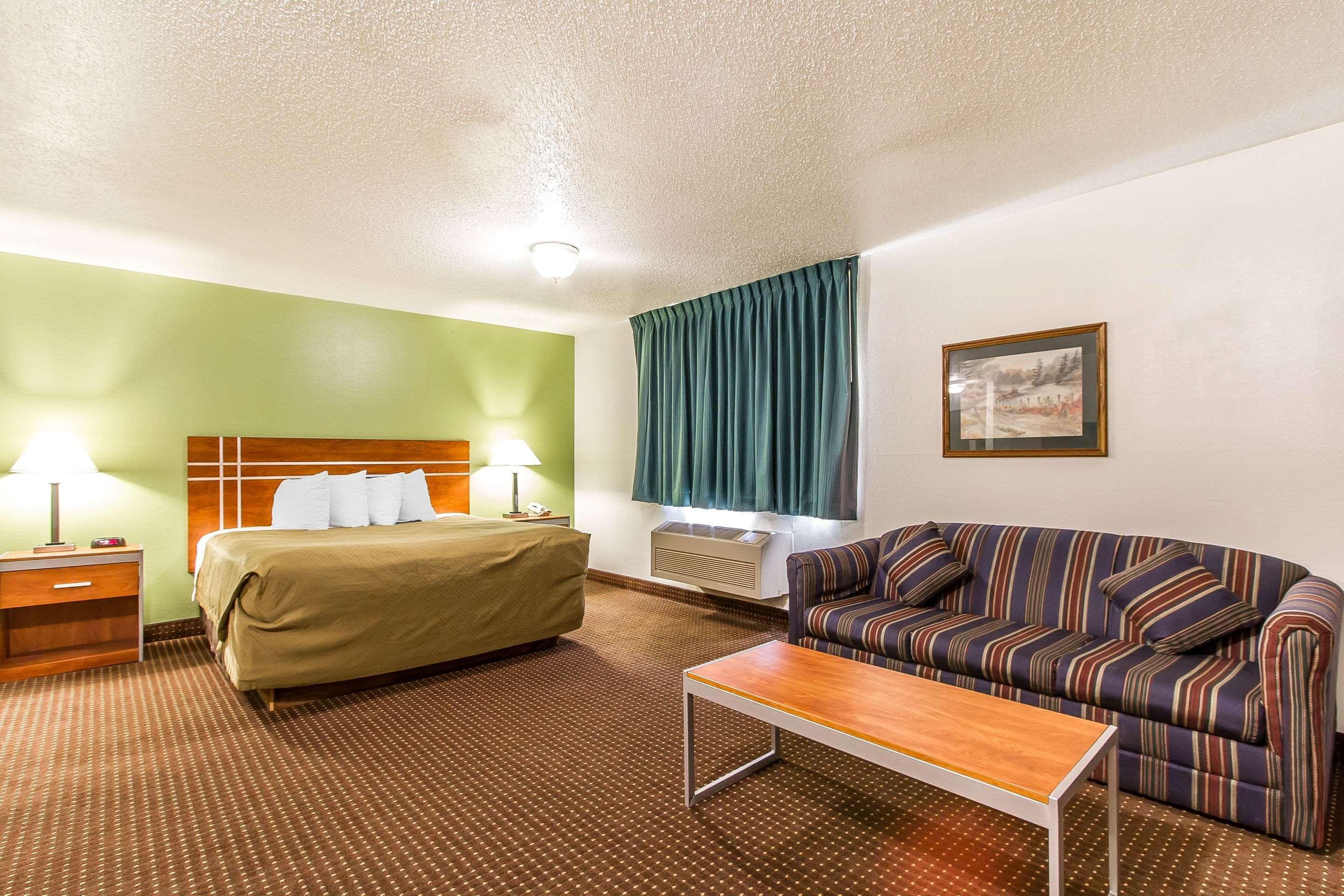 Econo Lodge & Suites Pekin Luaran gambar