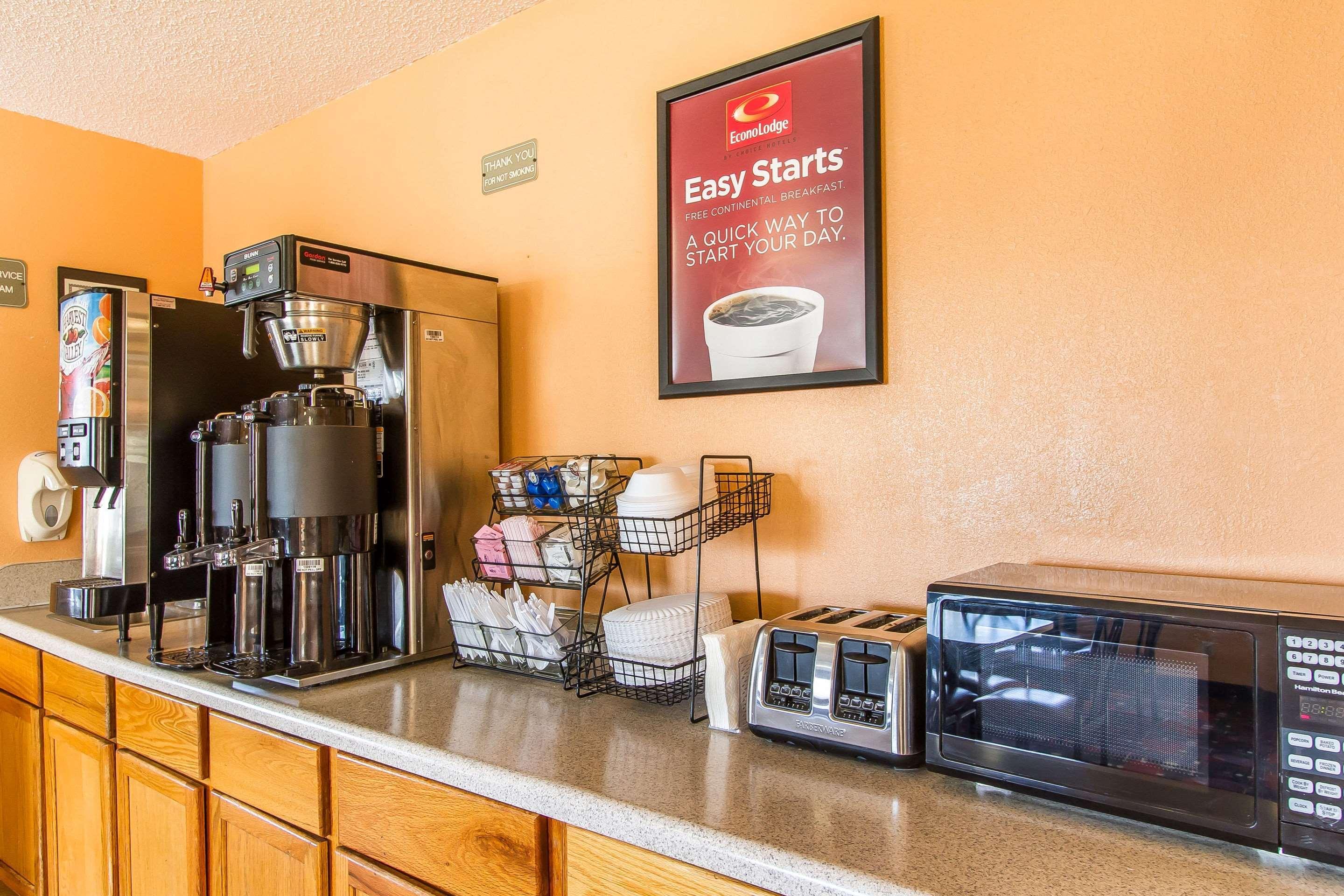 Econo Lodge & Suites Pekin Luaran gambar